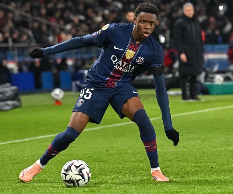 Talent odlazi iz PSG-a jer ne može do minuta. Dinamo ga želi?