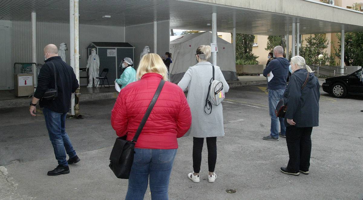Zabranjena javna okupljanja s više od 30 osoba u Primorsko-goranskoj županiji