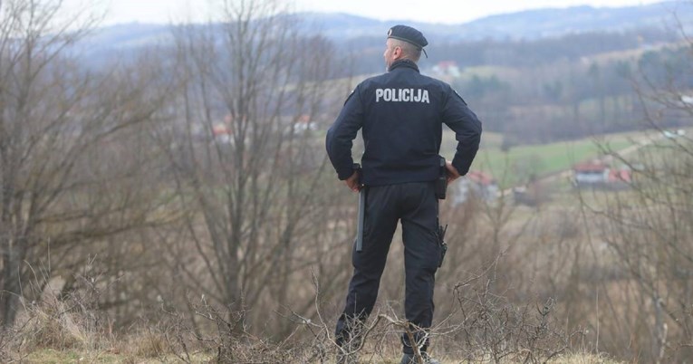 Policija kod Topuskog privela Srbina koji je švercao migrante