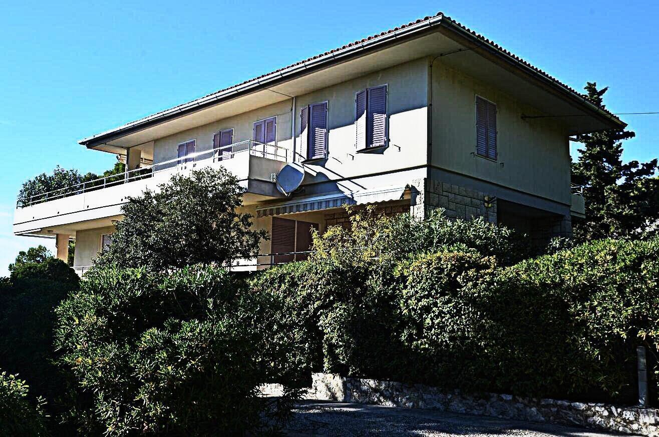 Državna vila Kovač na Hvaru