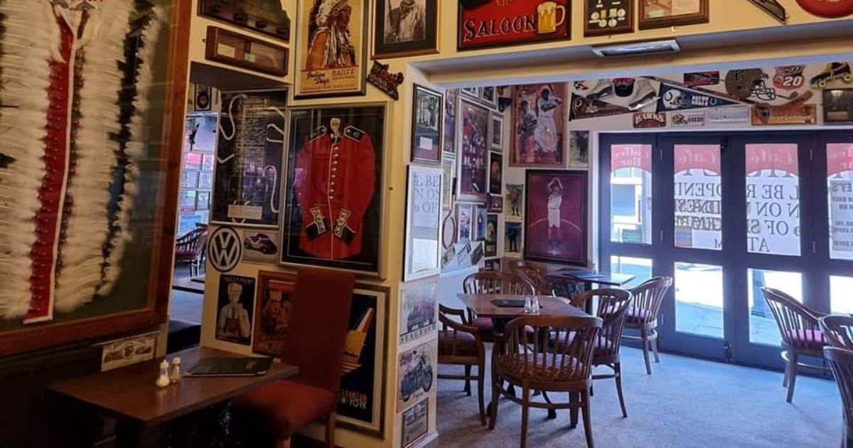 Vlasnik kafića zabranjuje ulaz djeci mlađoj od pet godina, gosti se bune