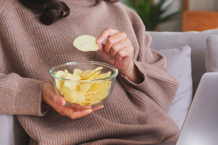Nutricionisti: Želite smanjiti salo na trbuhu? Prestanite prakticirati šest navika