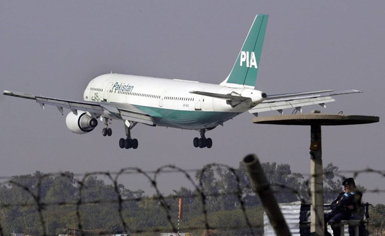 Svaki treći pilot u pakistanskoj aviokompaniji ima sumnjivu dozvolu za let