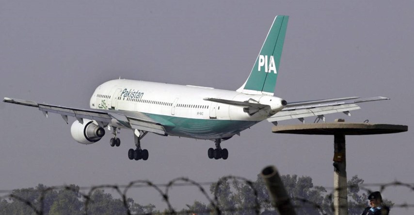 Pakistanska aviokompanija prizemljuje trećinu pilota zbog sumnjivih pilotskih dozvola