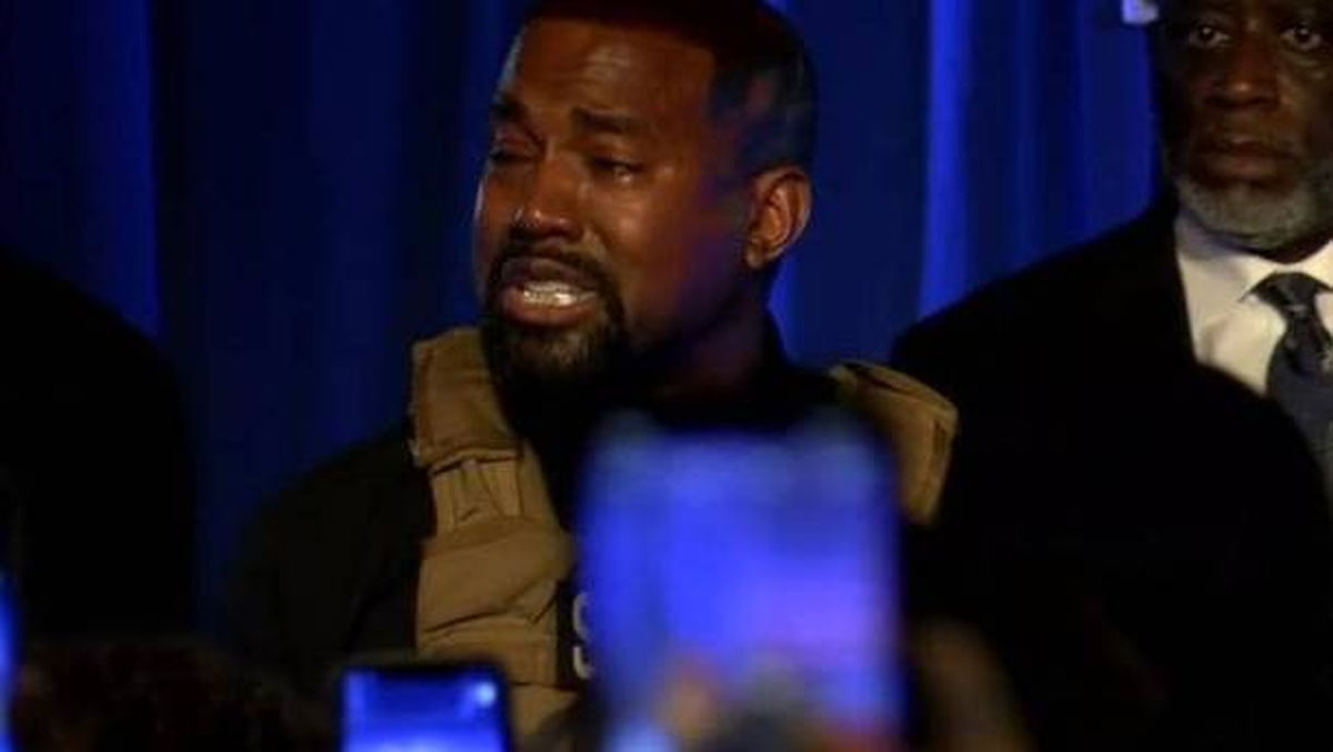 Kanye West plakao na bizarnom predizbornom skupu, govorio o abortusu i kćeri North
