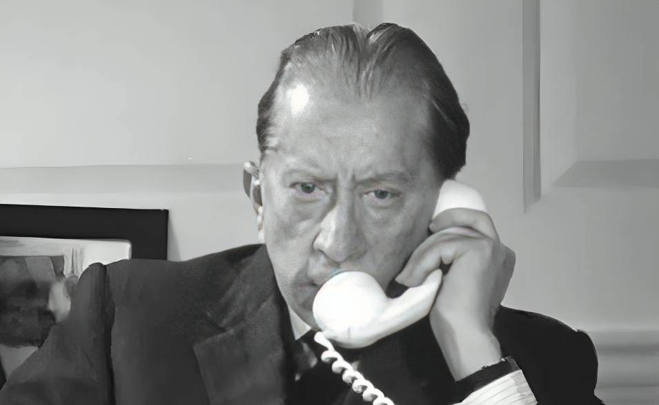 Priča o milijarderu koji je bio toliko škrt da je u dvorcu imao telefon na kovanice