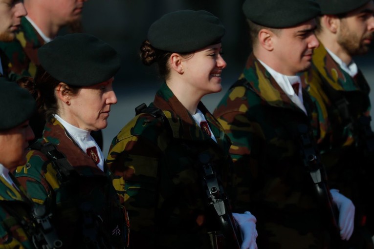 Austrijski vojnik pobijedio na sudu u Austriji. Smije imati dugu kosu, ali svezanu