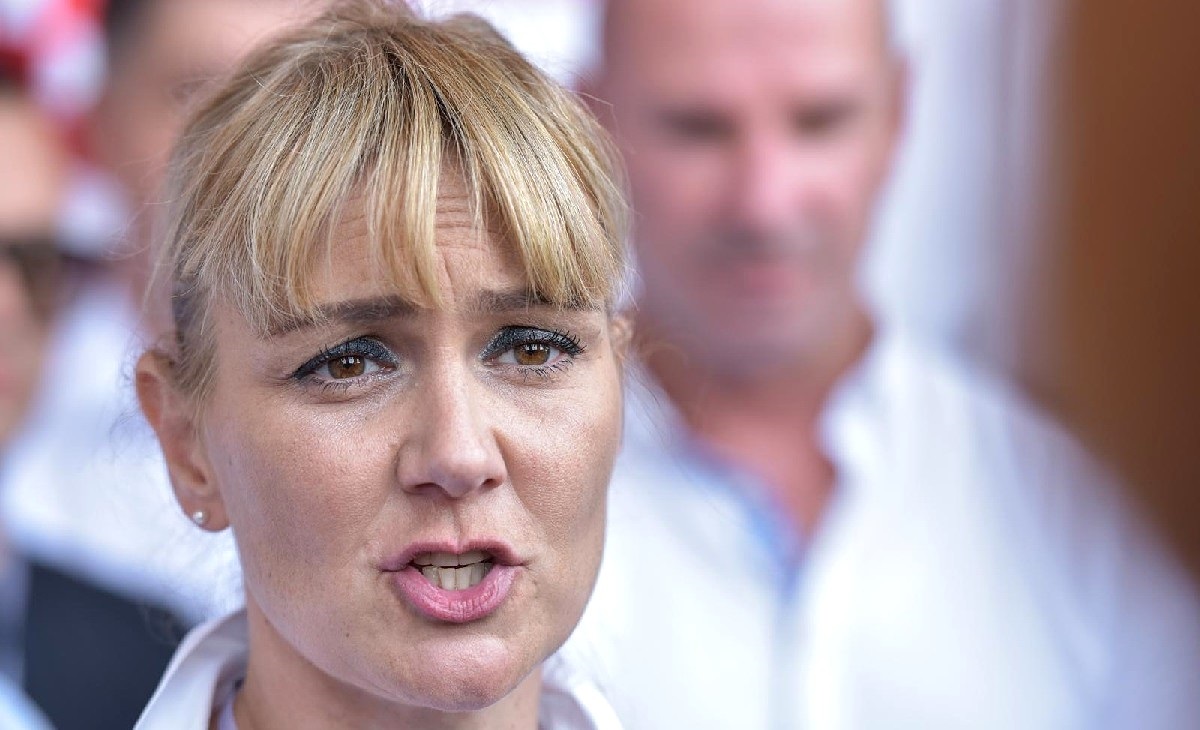 Bruna Esih odgovorila Hasanbegoviću: Dok se mi bavimo projektima...