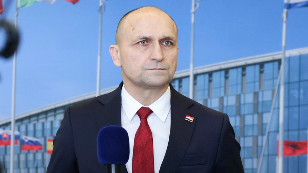 Anušić: Nadam se da će NATO preživjeti krizu u odnosima s Amerikom