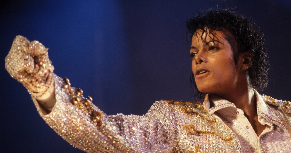 Zašto je Michael Jackson nosio samo jednu bijelu rukavicu?