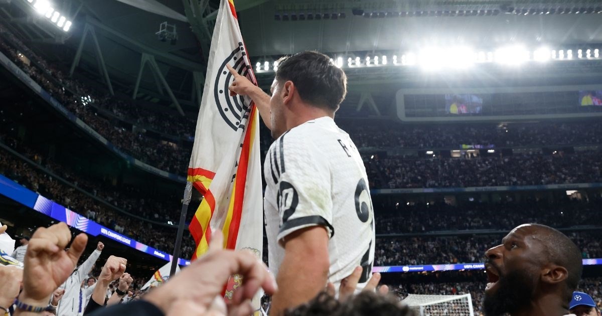 Pogledajte ludilo na tribini kad je Realov junak uskočio među navijače