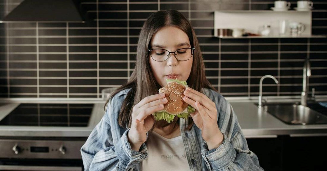 Šunka, salama, topljeni sir… Koliko je zapravo opasan sendvič koji jedete svaki dan?