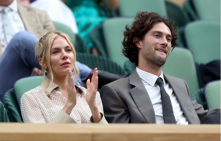 Sienna Miller (44) rodila treće dijete