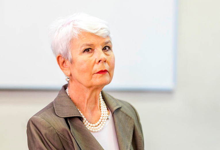 Kosor: Jutros sam u sandučiću našla pismo puno strašnih kletvi