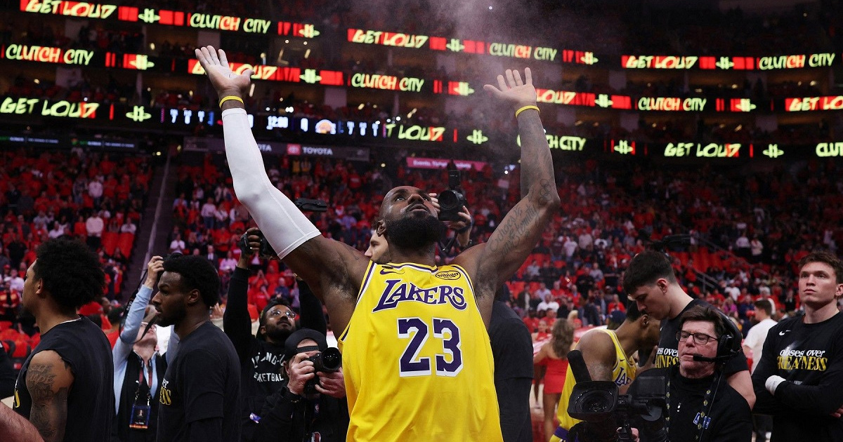 Lakersi i bez Dončića lako u polufinale. LeBron donio ključnu pobjedu u Houstonu