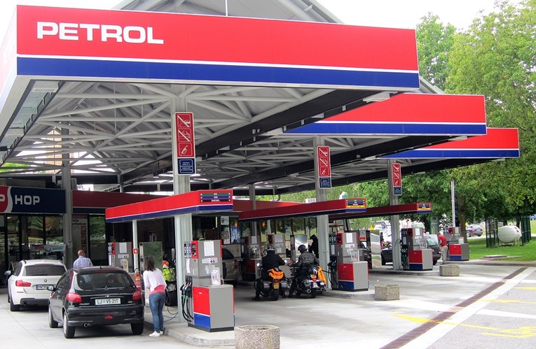 Petrol najavio veliko poskupljenje struje i plina