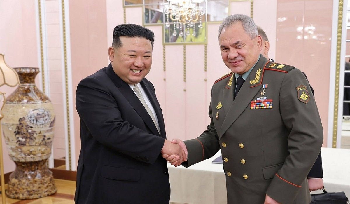 Sastali se Kim Jong-un i ruski ministar obrane