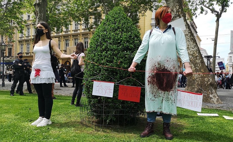FOTO Crveni otpor organizirao prosvjed protiv Hoda za život, pogledajte slike