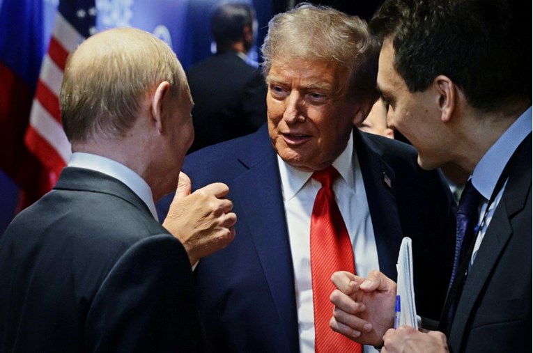 Trump je umjesto svojim obavještajcima povjerovao Putinu na riječ