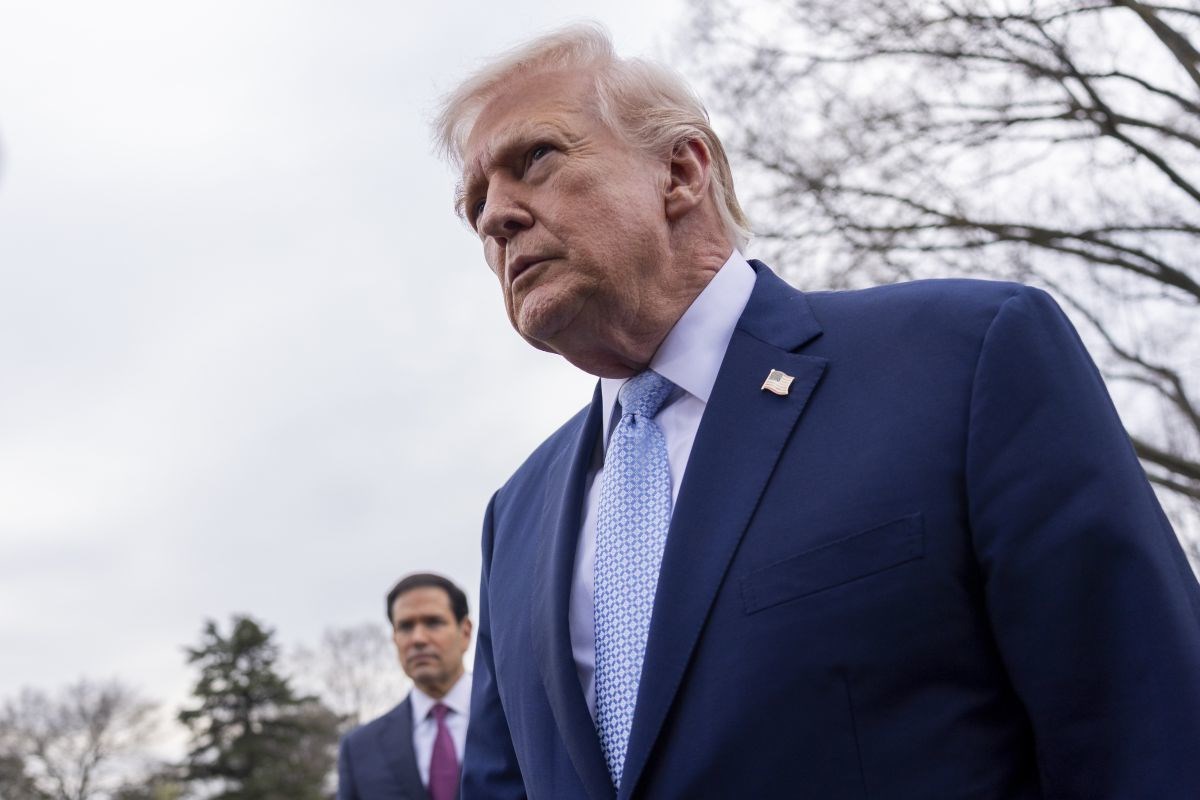 Tri tjedna nakon početka rata s Iranom, Trump šalje proturječne poruke