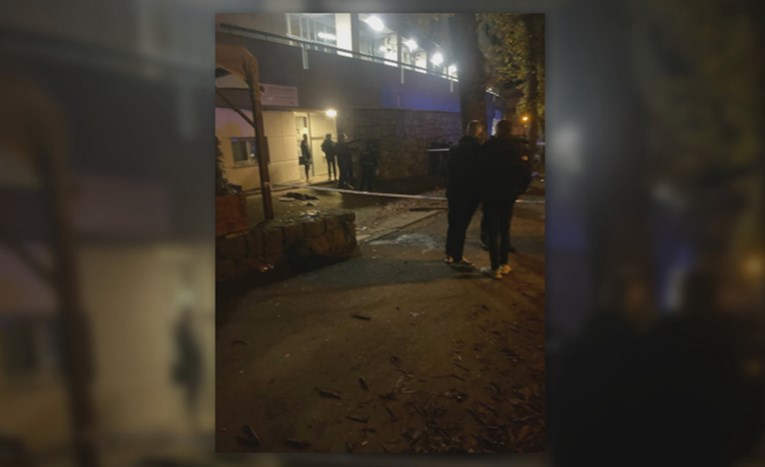 Му се заканиле на момчето пред клубот во Нови Место. Го убиле неговиот татко кога дошол да го земе.