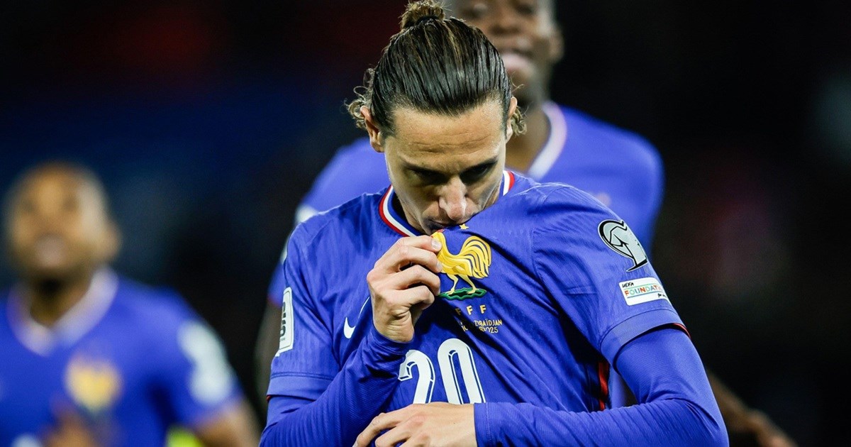 Vratio se u reprezentaciju nakon 6 godina, 3 mjeseca i 29 dana. Zabio je u 70 sekundi