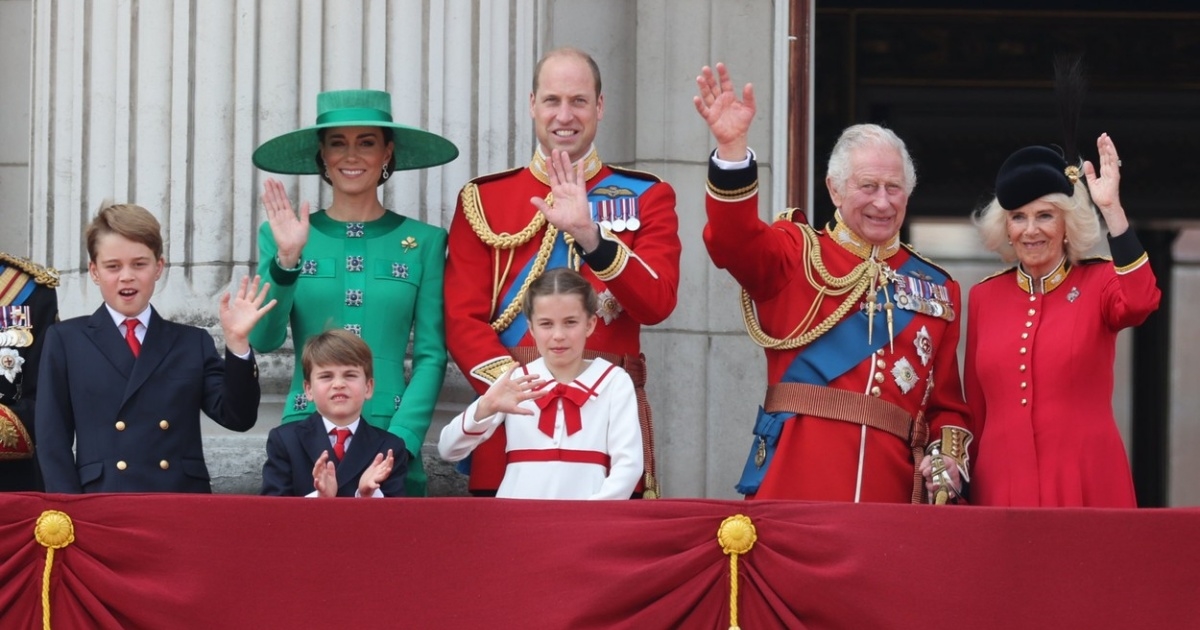 Charles proslavio prvi rođendan kao kralj, princeza Kate privukla svu pažnju