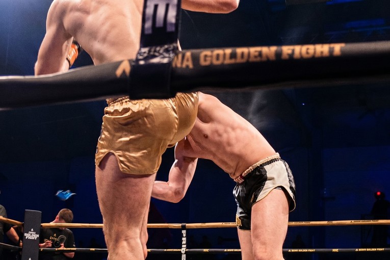 VIDEO Brutalan nokaut hrvatskog kickboksača. Ugasio je Srbina high kickom