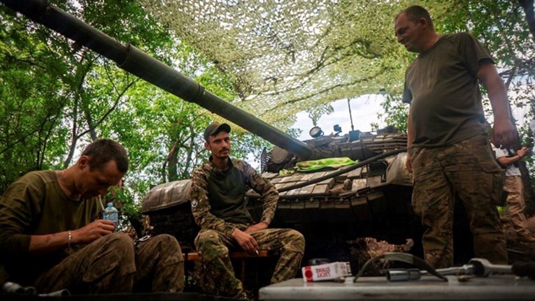 Strelkov optužen za ekstremizam. Snimatelj DW-a ranjen ruskom kazetnom bombom