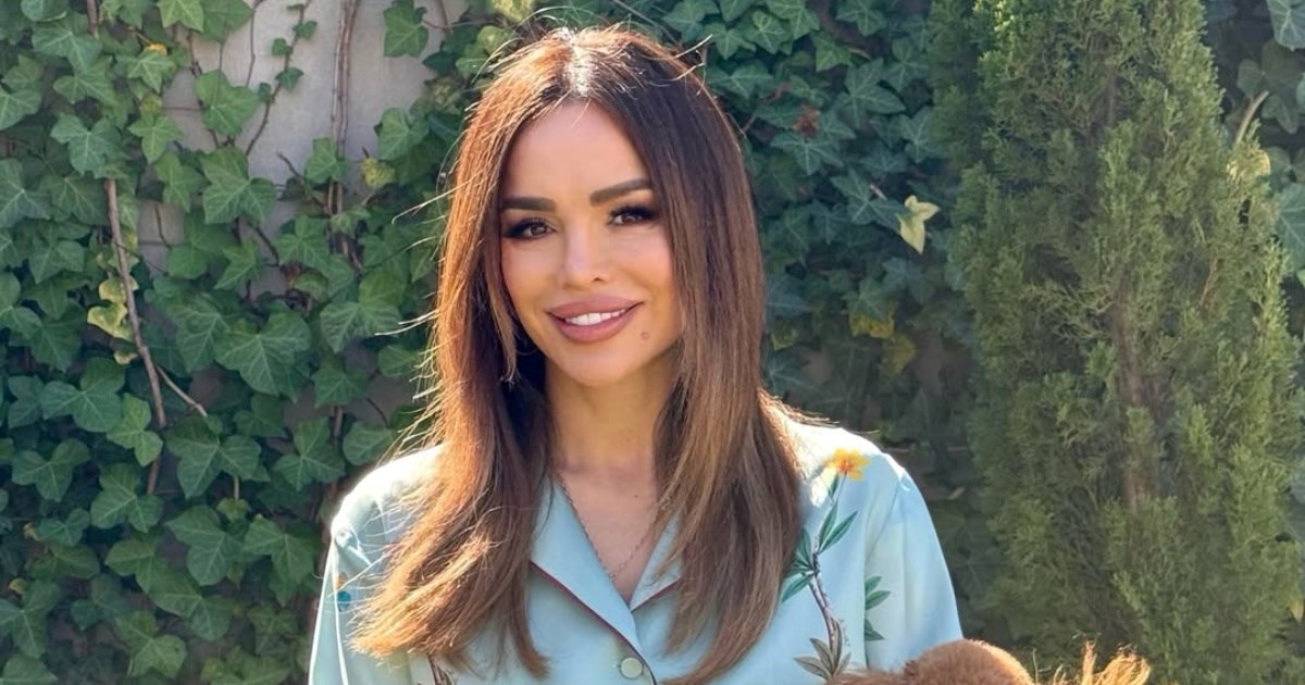 Severina za Uskrs nosila svilenu pidžamu od 1080 eura i Gucci mokasinke