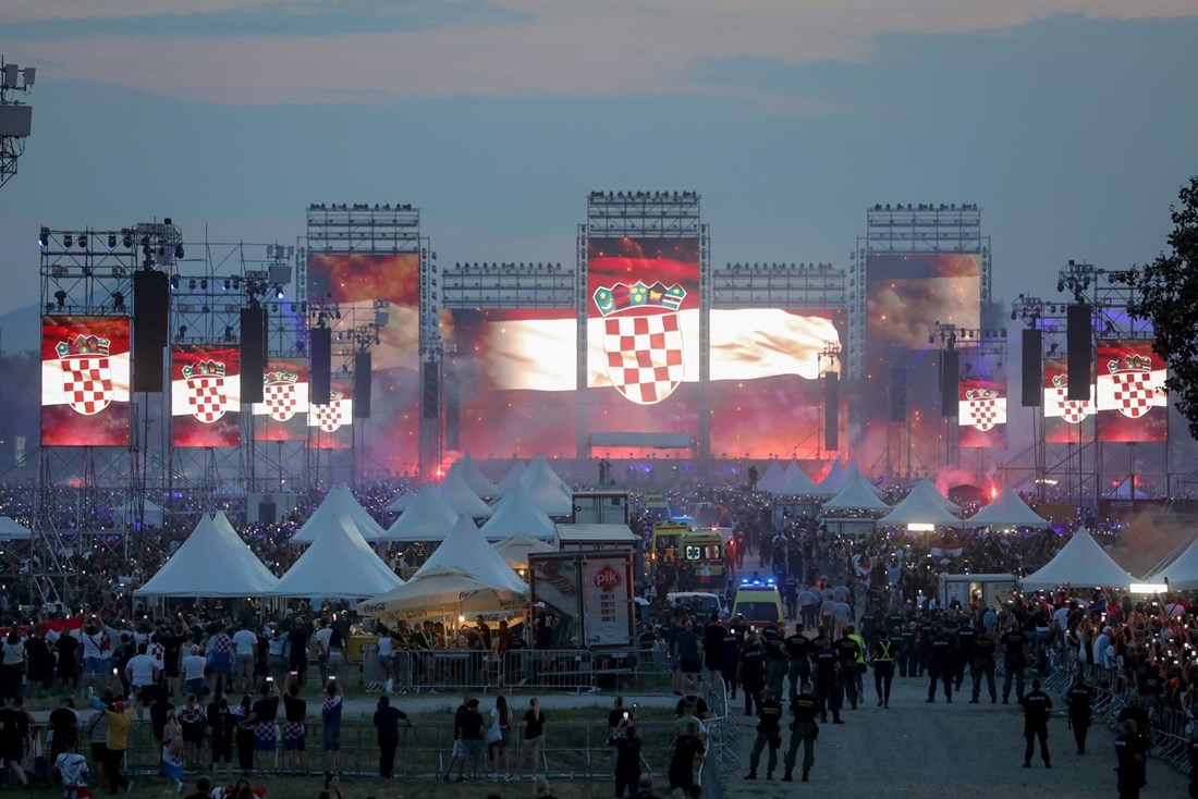 FOTO Pogledajte kako izgleda pozornica na Thompsonovu koncertu na Hipodromu