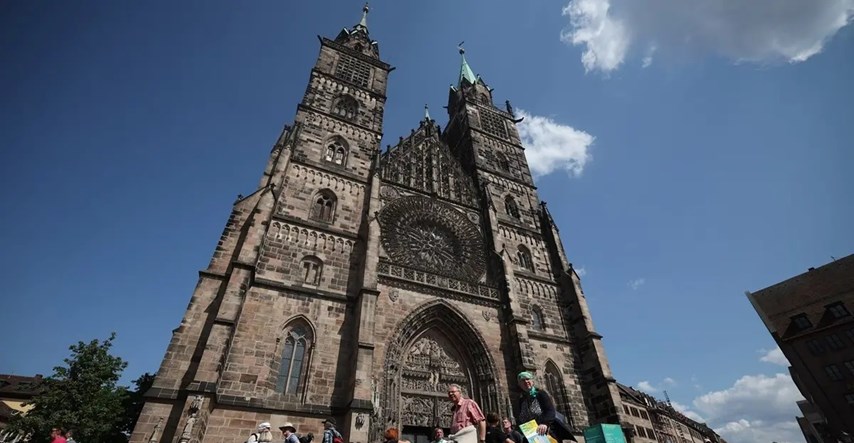 Pedofilija i u protestantskoj crkvi u Njemačkoj, tisuće djece su zlostavljane