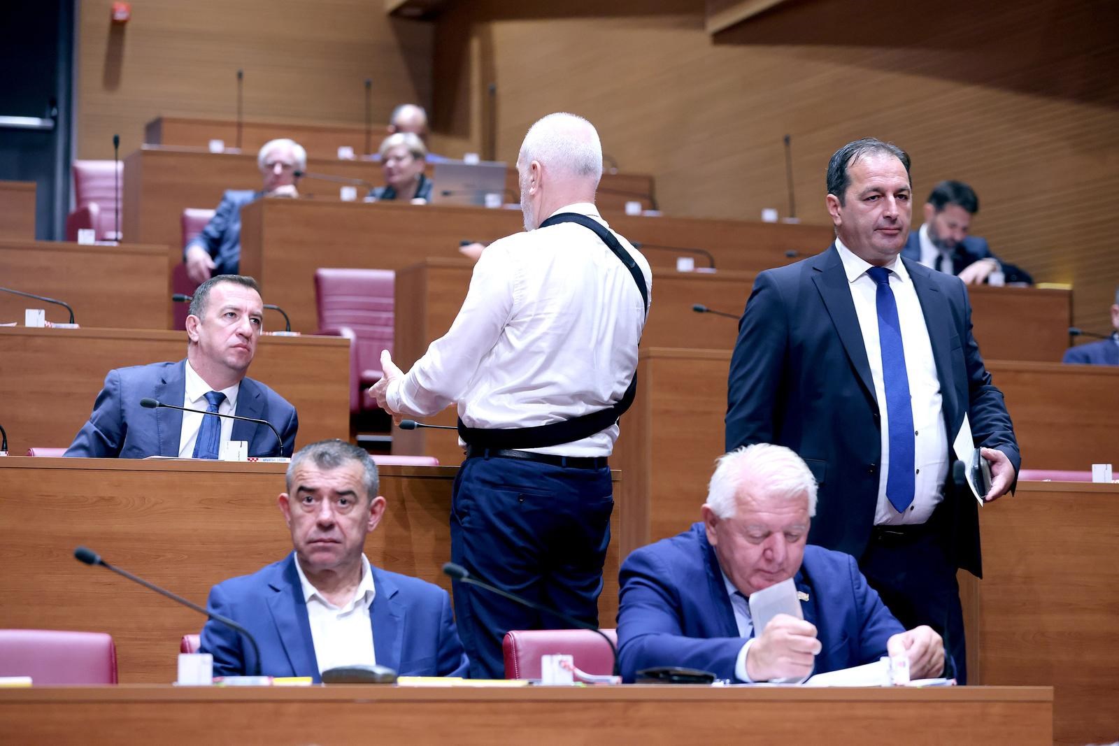 HDZ-ovac: Članovima Povjerenstva za sukob interesa zabraniti politiku 5 godina nakon dužnosti