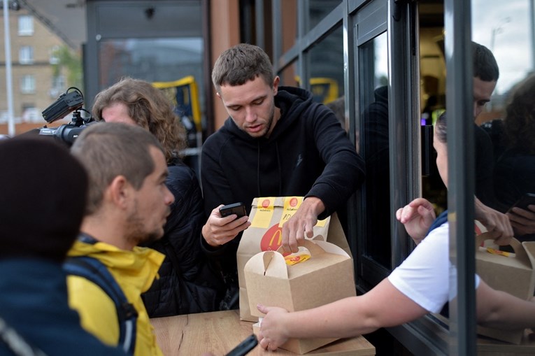 Ponovno se otvaraju McDonald'si u Kijevu: "Radit ćemo dok se ne oglase sirene"