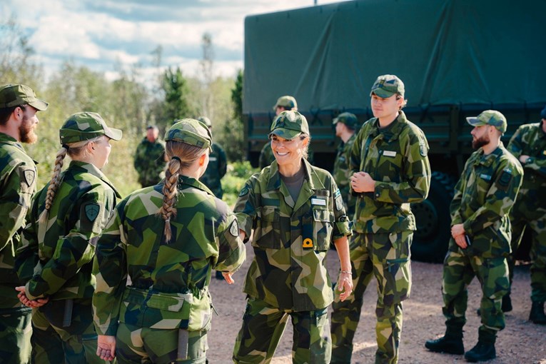 Švedski general iznenadio izjavom: "Oružane snage i dalje imaju previše mušku auru"