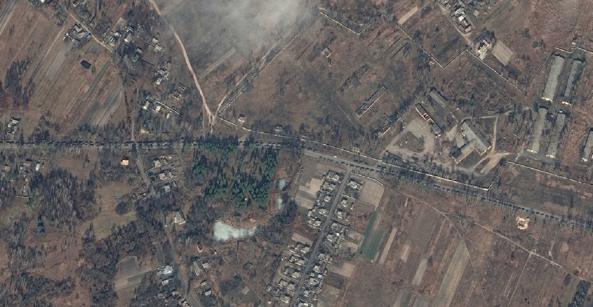 FOTO Nove satelitske snimke: Ogroman ruski konvoj tenkova ide prema Kijevu