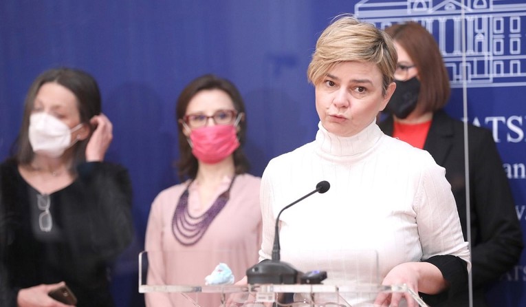 Sandra Benčić: Ovo s kunom na euru je sve. Svih 30 godina države stane u to
