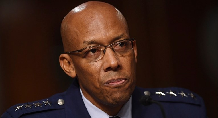 Ovo bi trebao biti novi glavni američki general. Tek drugi crnac na toj poziciji