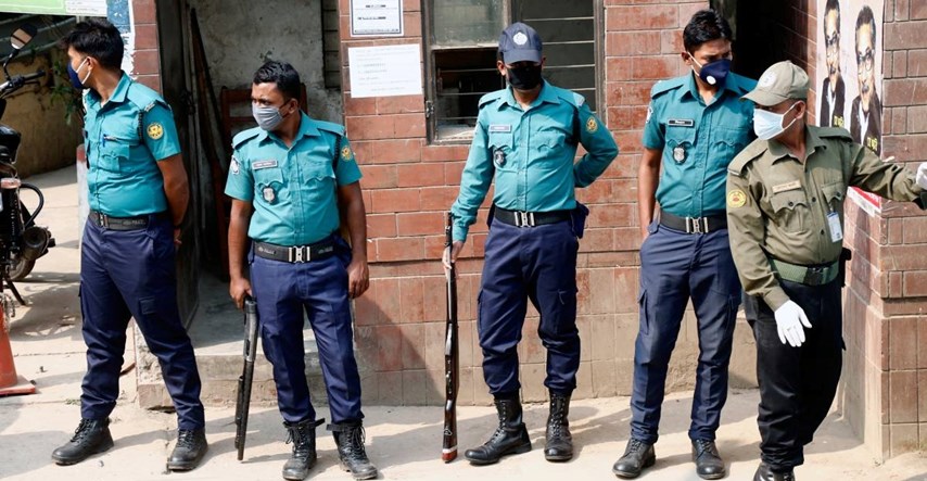 U Bangladešu na smrt osuđeno 20 studenata
