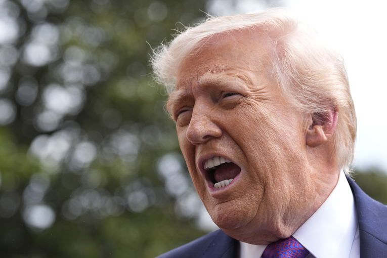 Trump objavio graf pa napao NATO: "Nisu bili tu za nas!!!"