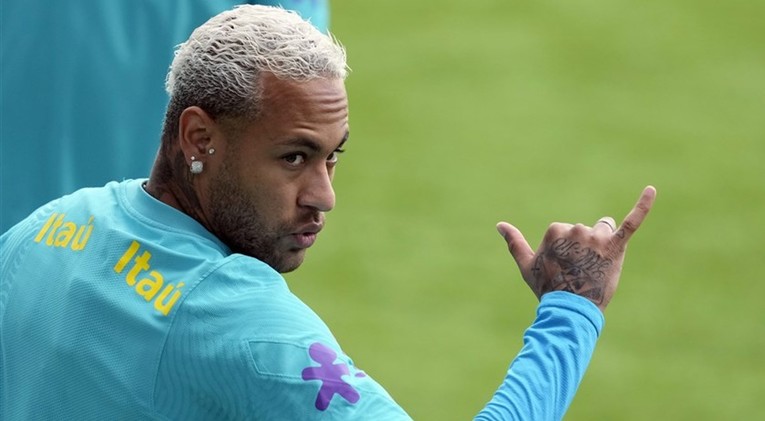 Neymar zakasnio na okupljanje reprezentacije zbog problema s avionom
