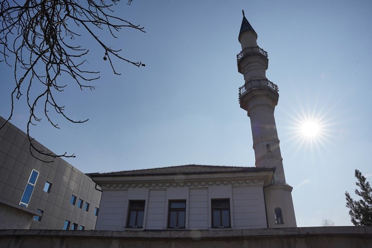 U BiH uhićen terorist povezan s ISIS-om, planirao je raznijeti džamiju