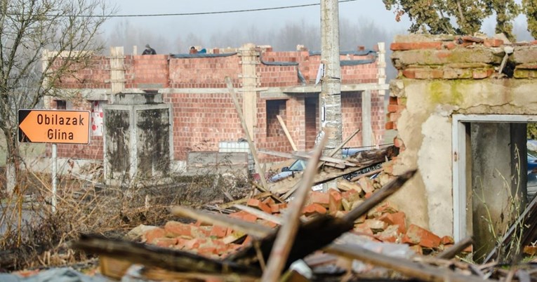 Potpisani ugovori za izgradnju 10 zgrada na Banovini