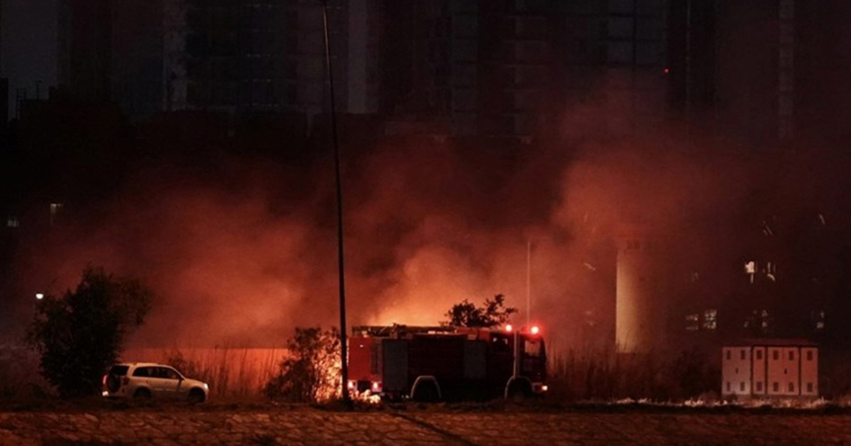 VIDEO Napad na američko veleposlanstvo u Bagdadu. Izbio i požar
