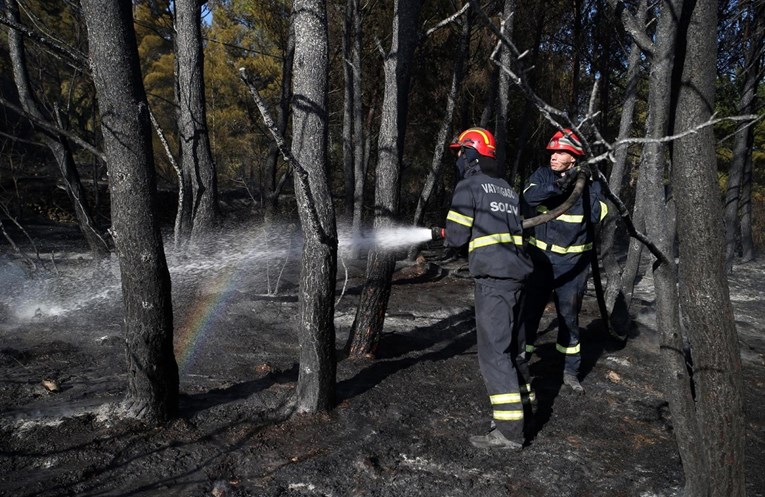 VIDEO Lokaliziran požar kod Kaštel Sućurca