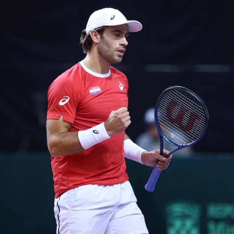 Borna Ćorić pobijedio u devetom meču zaredom