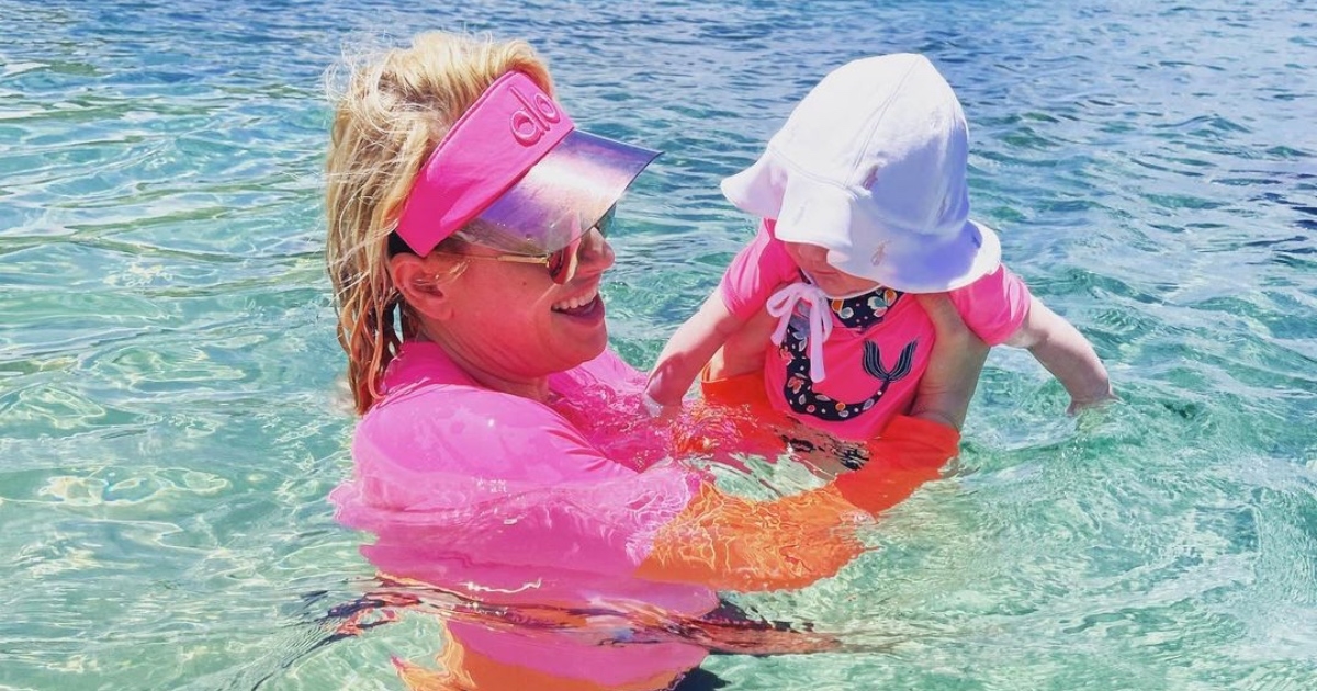 Rebel Wilson posramljuju zbog načina na koji drži kćer: "Nema pojma"
