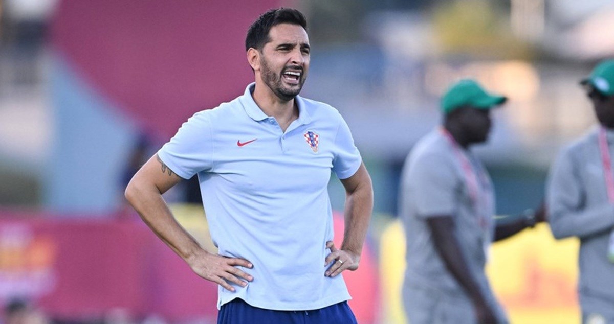 Budimir održao govor igračima nakon ispadanja U-17 reprezentacije sa SP-a