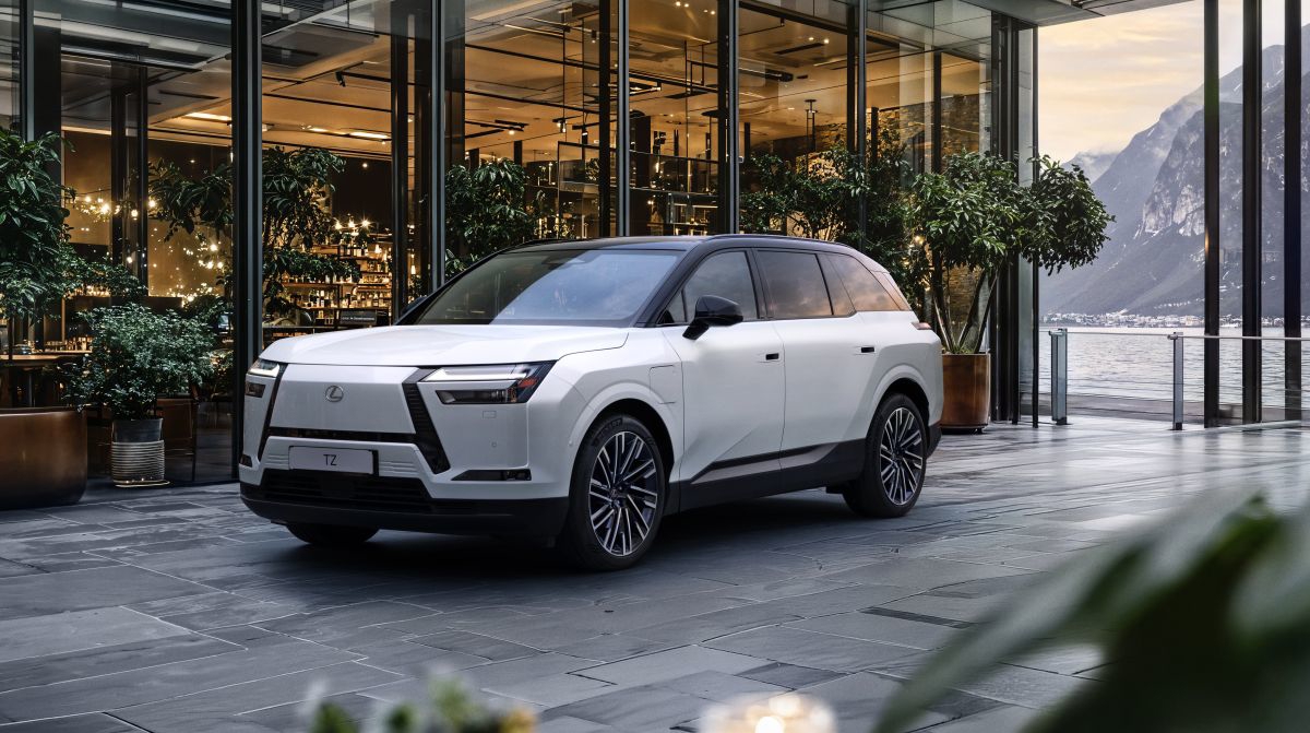 Lexus predstavio novi električni SUV: nudi tri reda sjedala i LFA zvuk V10 motora