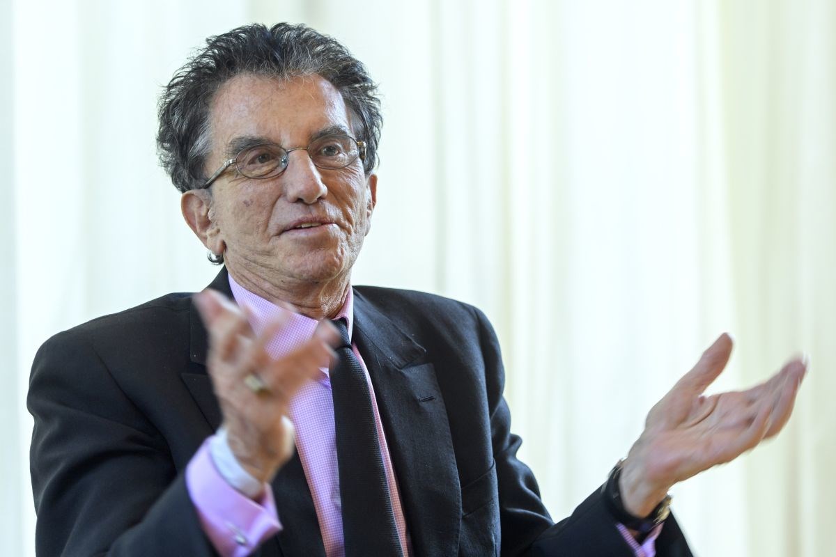 Francuska istražuje bivšeg ministra kulture i kćer zbog prevare povezane s Epsteinom